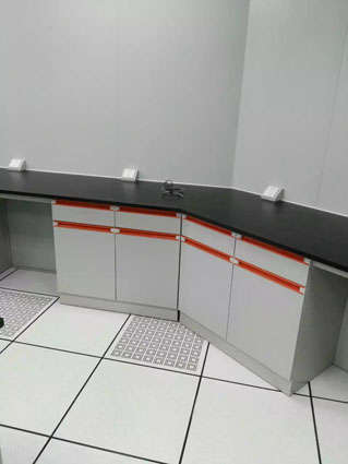 恒溫恒濕實(shí)驗(yàn)室角落